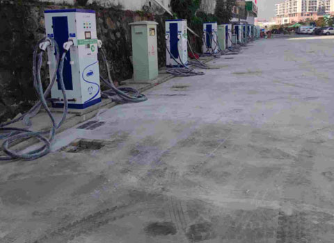 深圳市光明新區馬田街道周家大道充電站240kw-120kw直流樁(圖2)