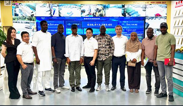 立足中國，鏈接世界｜尼日利亞合作伙伴來訪鴻嘉利總部，共促中非能源升級(圖1)