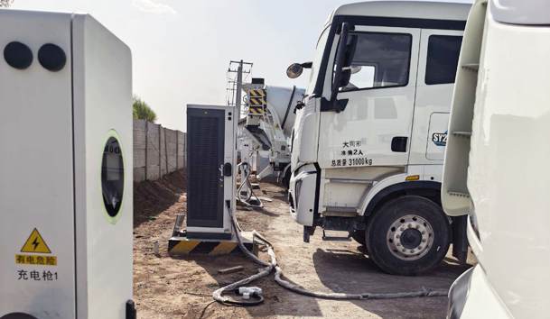 320kw有序輪充充電堆案例